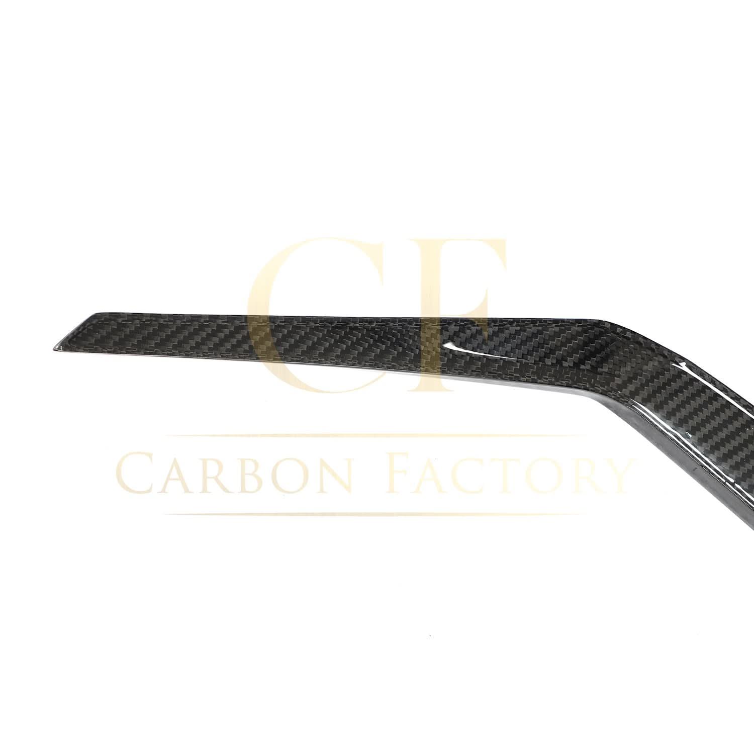 Pre-Preg Carbon Fibre Rear Bumper Trims for Lamborghini Urus 18-21