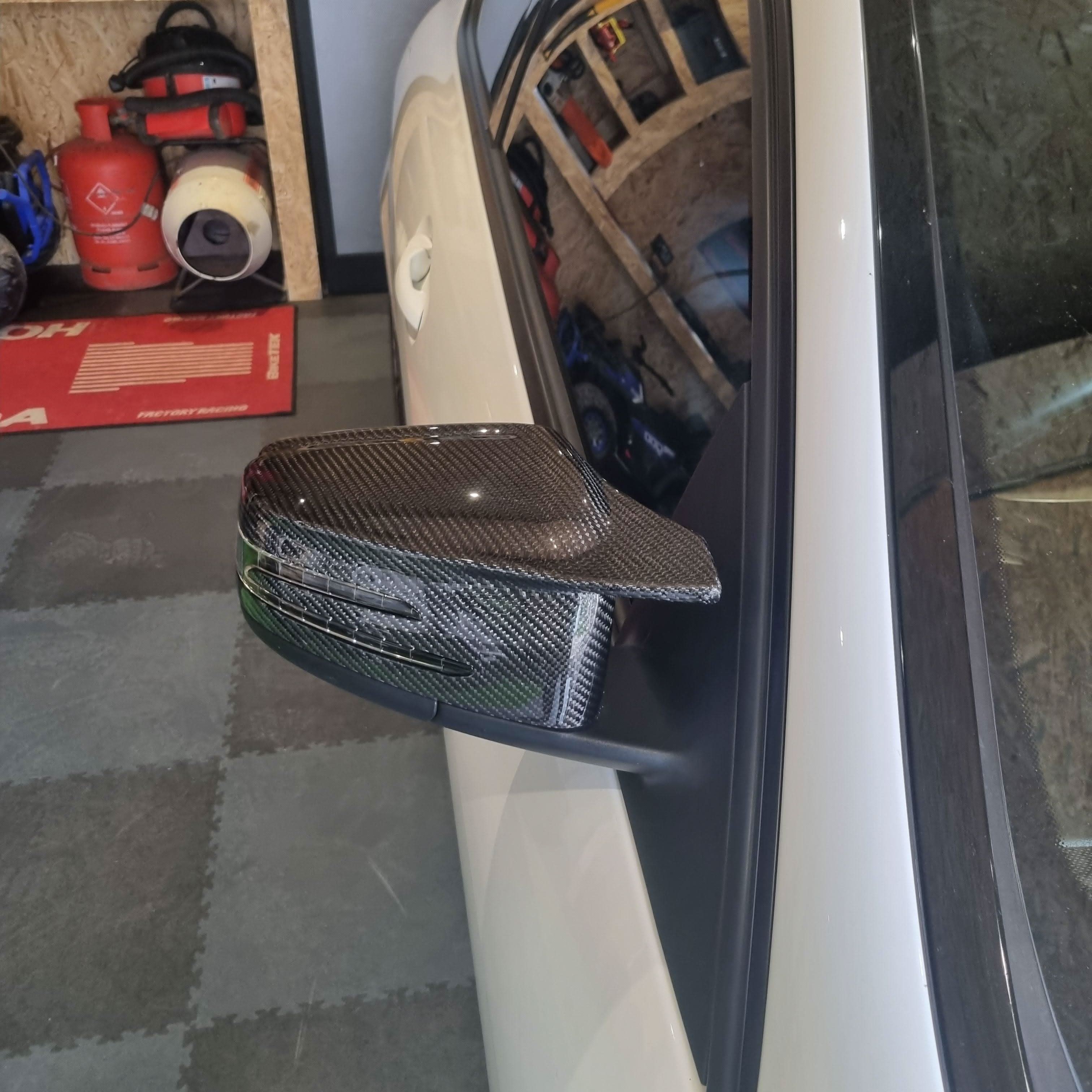 V Style Carbon Fibre Replacement Mirror Covers for Mercedes Benz Universal