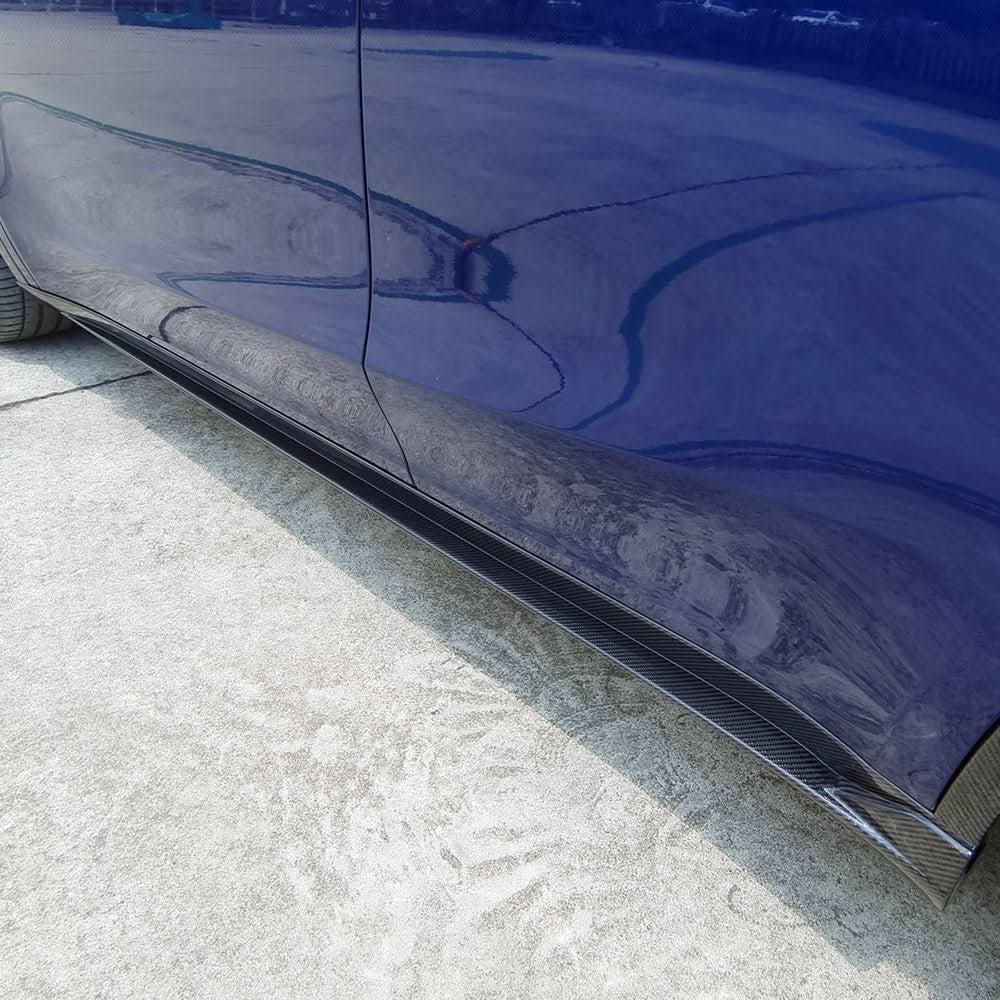 CS Style Pre-Preg Carbon Fibre Side Skirts for Tesla Model Y 19-23