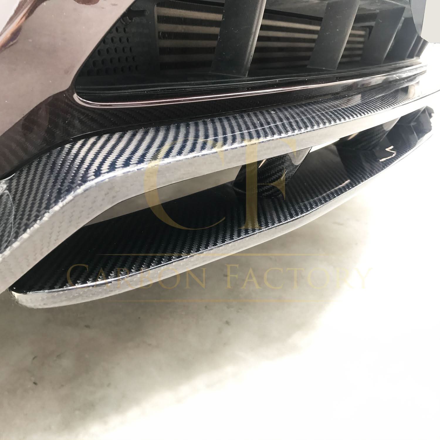 GT Style Carbon Fibre Front Splitter for Porsche Macan 14-17