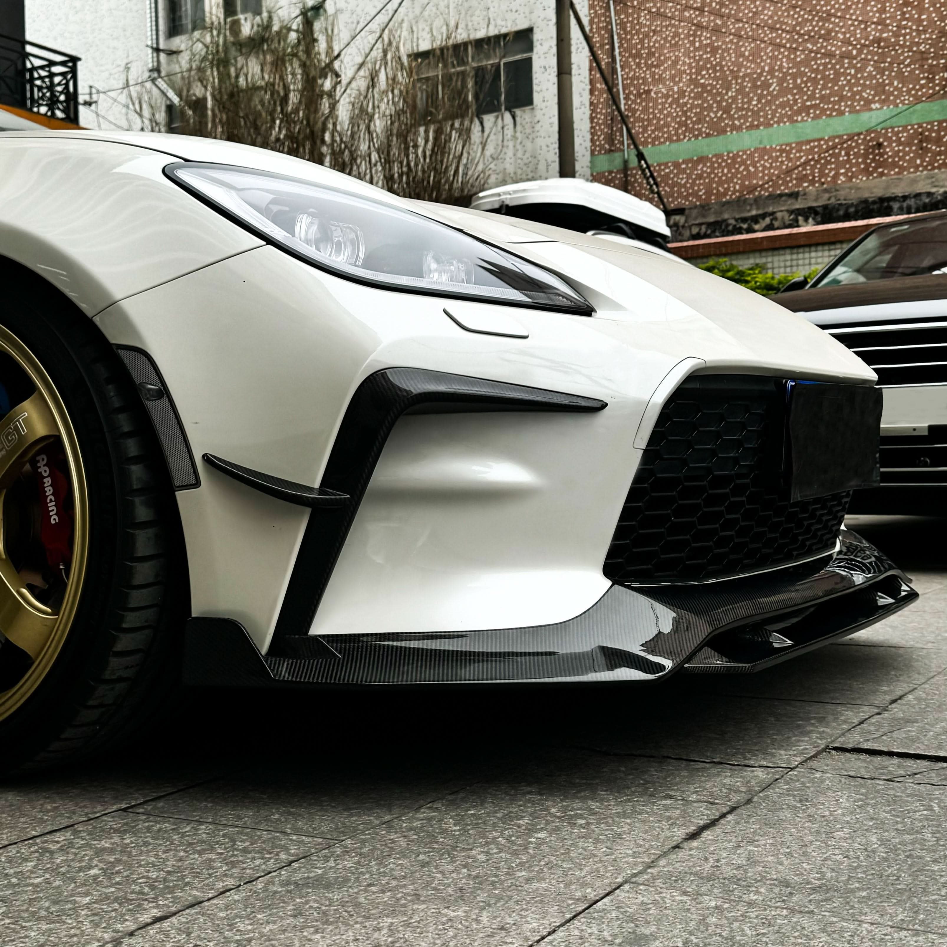 V Style Carbon Fibre Front Splitter for Toyota GR86 22-Present