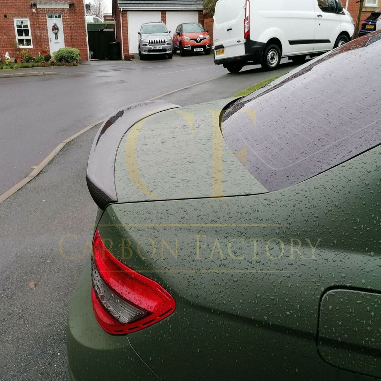 V Style Carbon Fibre Boot Spoiler for Mercedes Benz W204 C Class 07-14