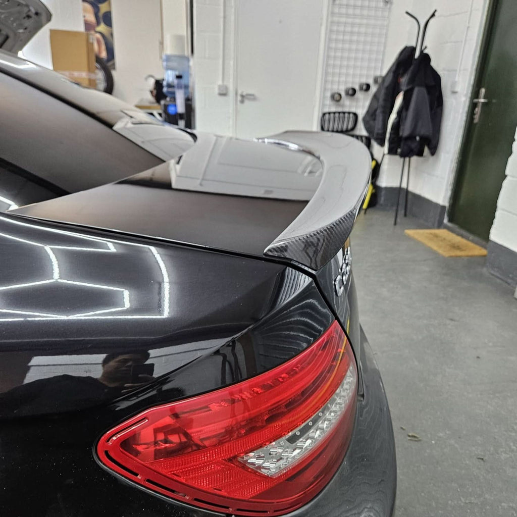 V Style Carbon Fibre Boot Spoiler for Mercedes Benz W204 C Class 07-14