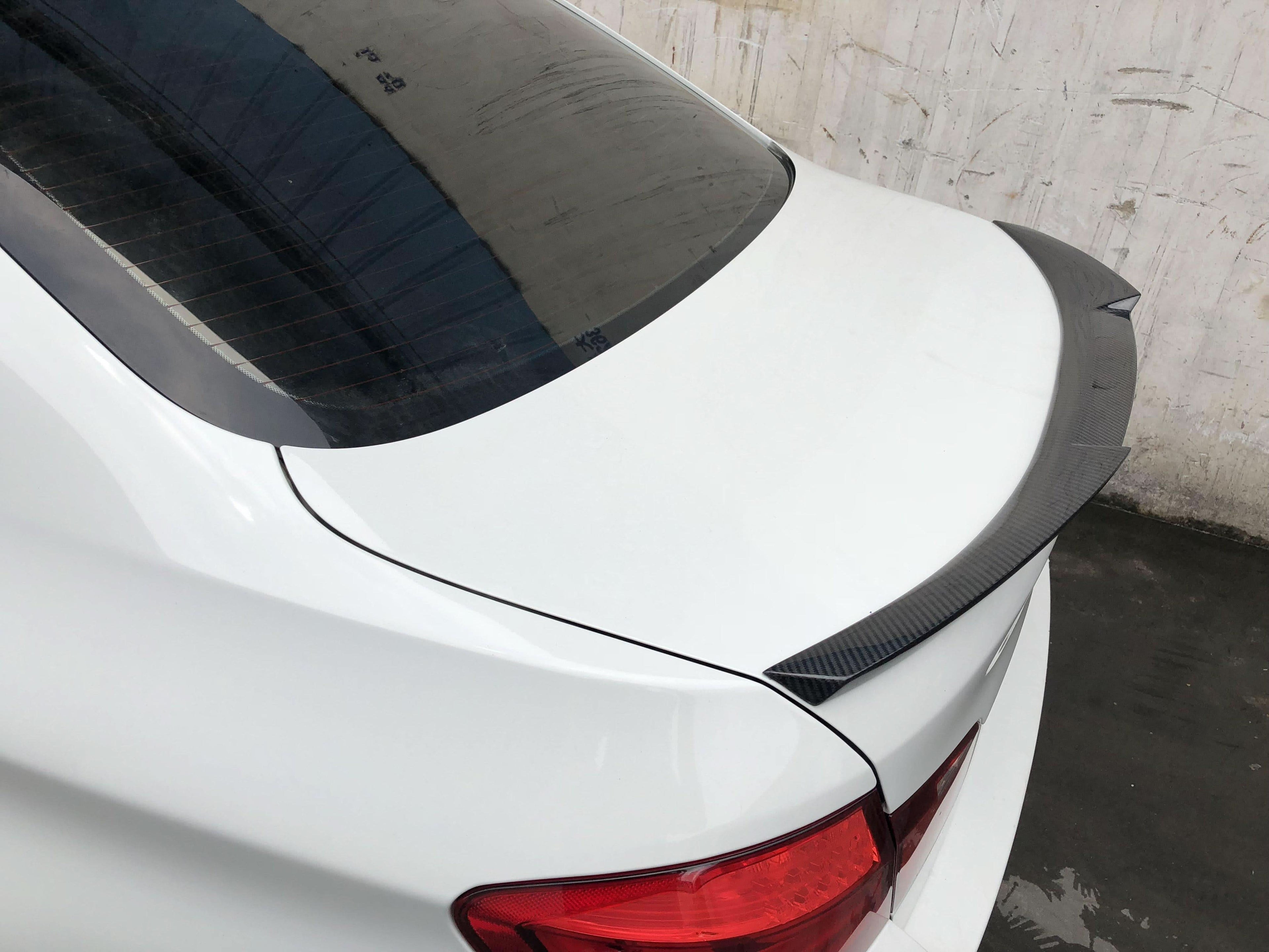 V Style Carbon Fibre Boot Spoiler for BMW 5 Series F10 inc M5 10-17