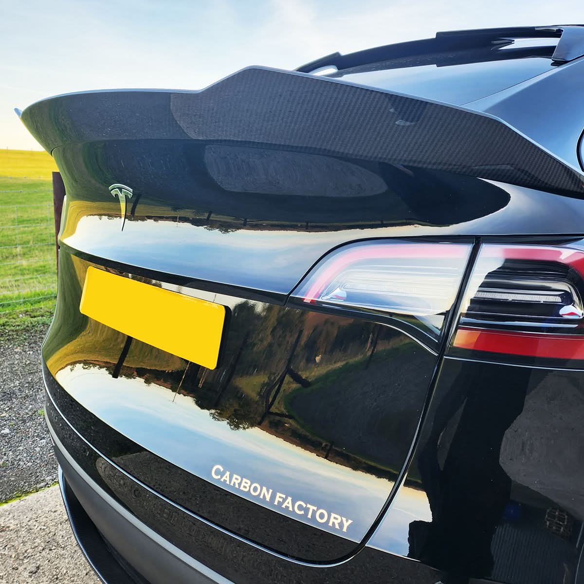 V Style Pre-Preg Carbon Fibre Rear Spoiler for Tesla Model Y 19-23