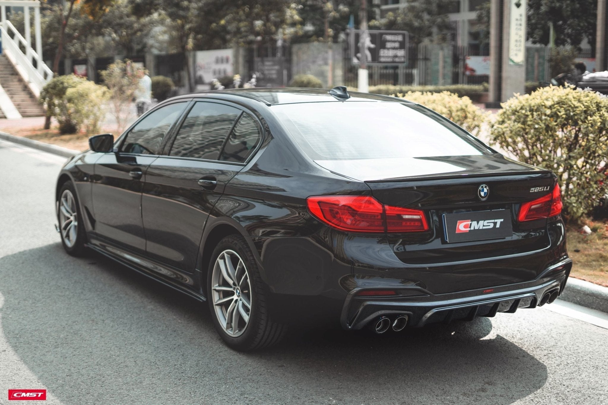CMST - BMW 5 SERIES G30 PRE LCI CARBON FIBRE REAR DIFFUSER