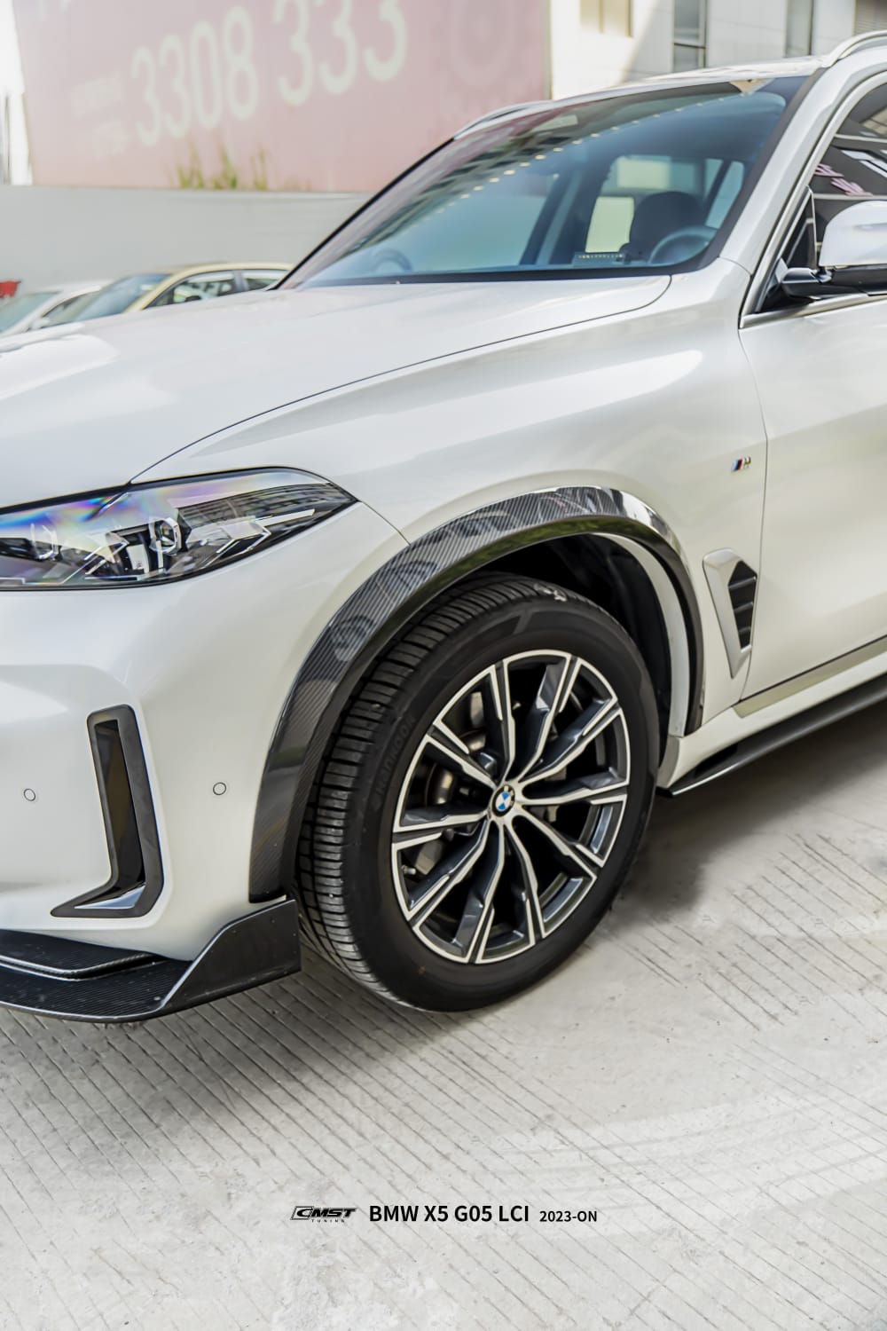 CMST - BMW X5 G05 LCI DRY CARBON FIBRE WHEEL ARCHES
