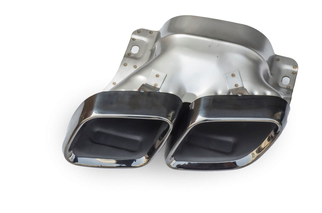 CMST - MERCEDES BENZ C300 C43 C63 CLA45 CLA35 CLA250 CARBON FIBRE EXHAUAST TIPS