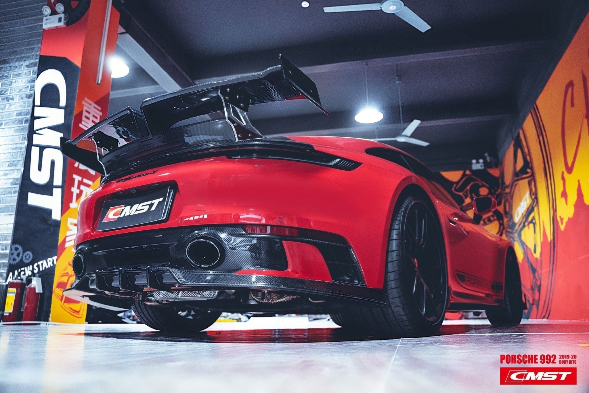 CMST - PORSCHE 911 992 2020+ CARBON FIBRE REAR DIFFUSER