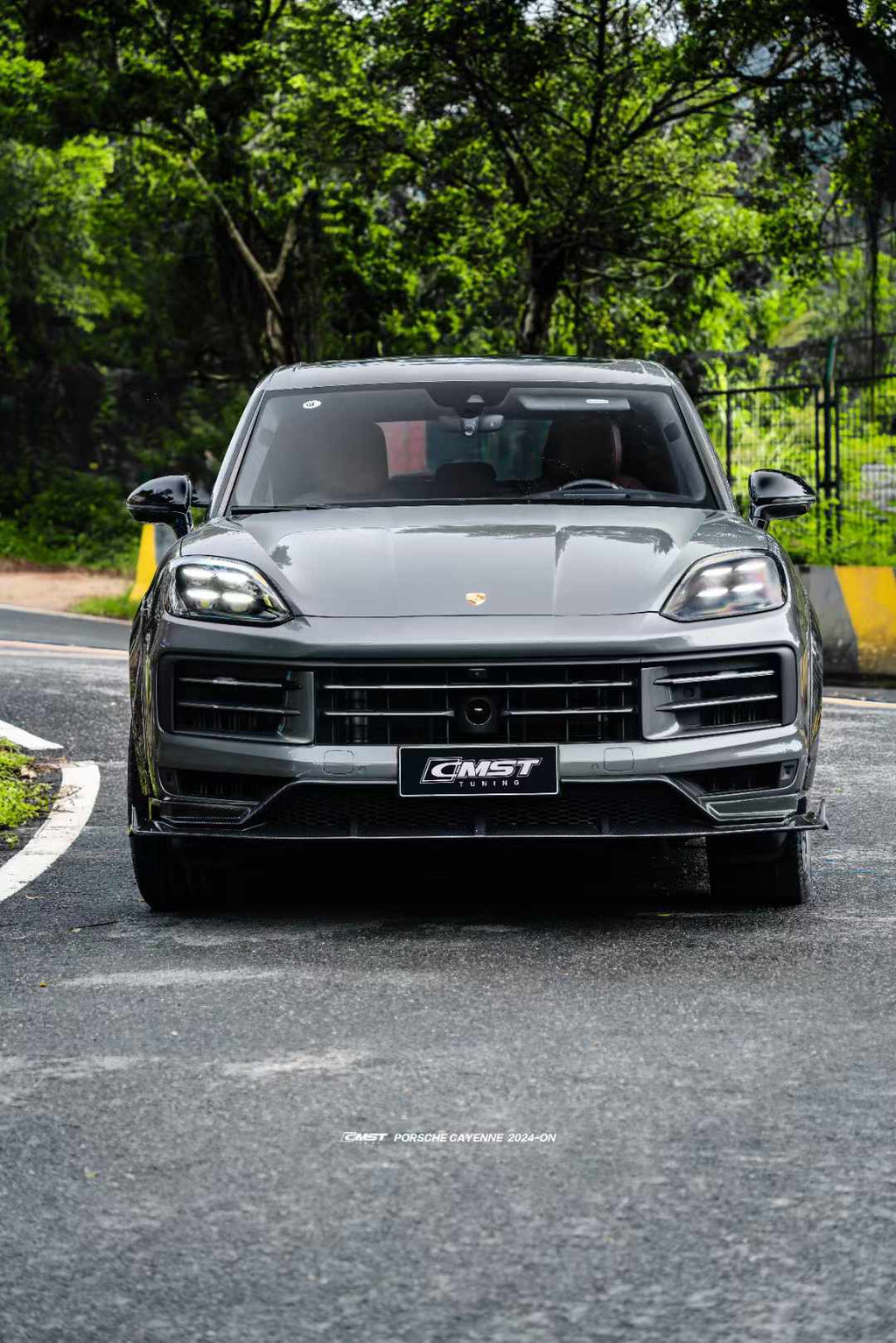 CMST - PORSCHE CAYENNE 2024+ DRY CARBON FIBRE FRONT LIP