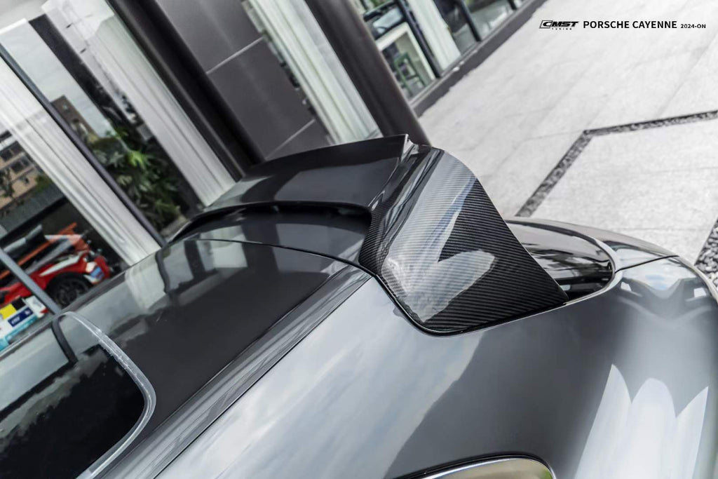 CMST - PORSCHE CAYENNE 2024+ DRY CARBON FIBRE ROOF SPOILER