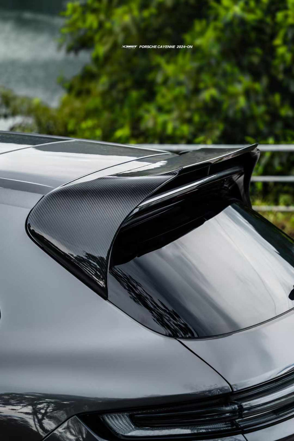CMST - PORSCHE CAYENNE 2024+ DRY CARBON FIBRE ROOF SPOILER