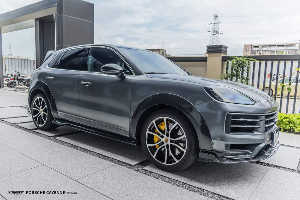 CMST - PORSCHE CAYENNE 2024+ DRY CARBON FIBRE SIDE SKIRTS