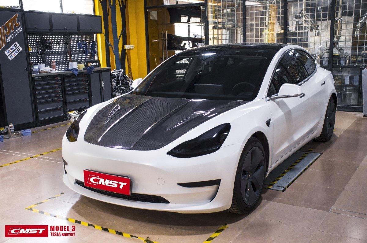 CMST - TESLA MODEL 3 CARBON FIBRE BONNET / HOOD V2