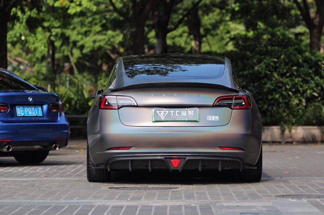CMST - TESLA MODEL 3 CARBON FIBRE DIFFUSER V2
