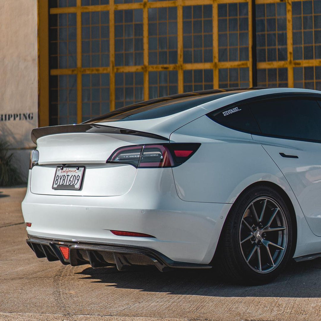 CMST - TESLA MODEL 3 CARBON FIBRE DIFFUSER V2