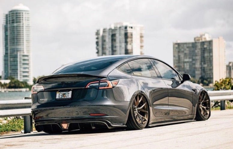 CMST - TESLA MODEL 3 CARBON FIBRE DIFFUSER V2