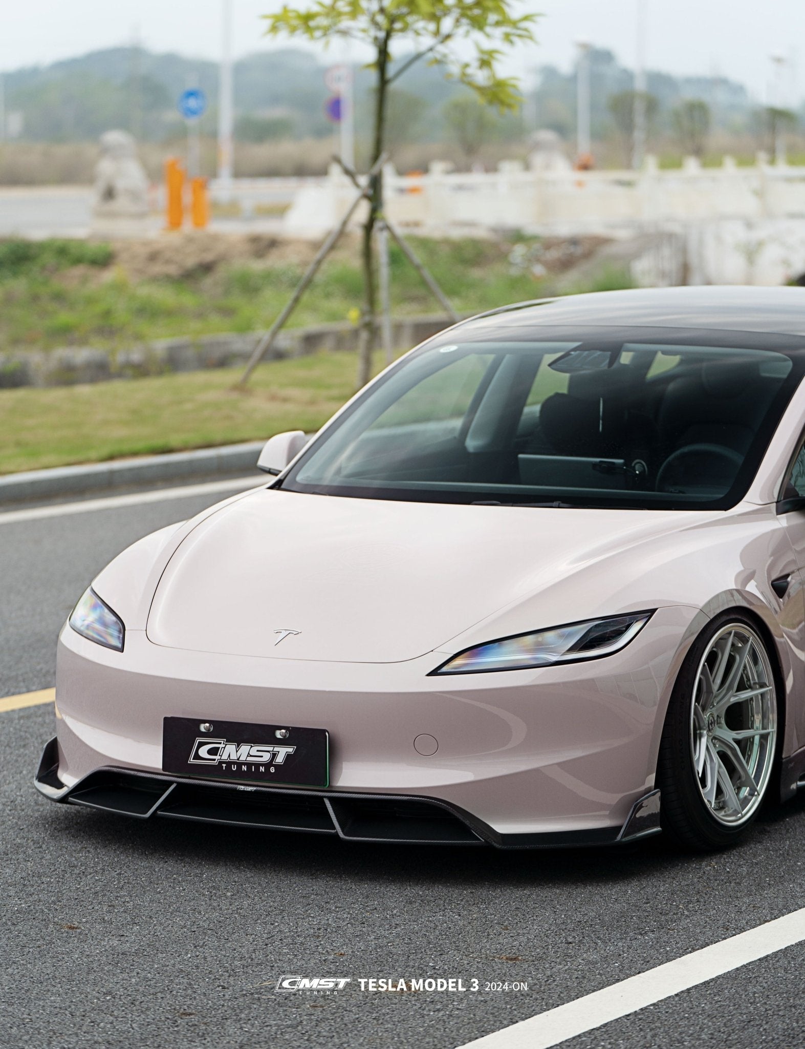 CMST - TESLA MODEL 3 HIGHLAND 2024+ CARBON FIBRE FRONT LIP SPLITTER V1
