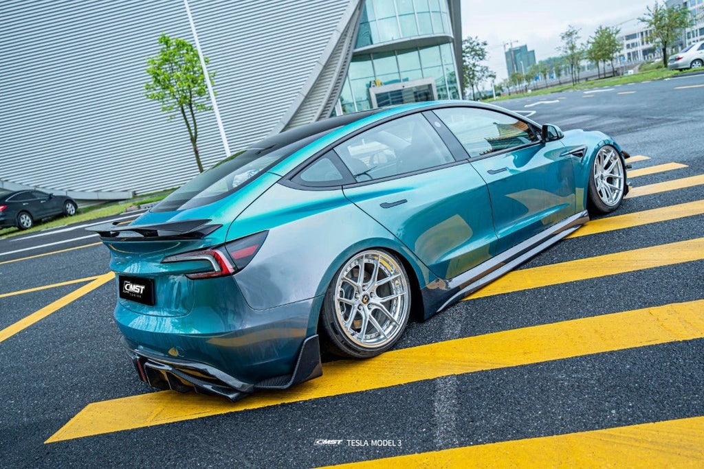 CMST - TESLA MODEL 3 HIGHLAND 2024+ CARBON FIBRE SIDE SKIRTS V2