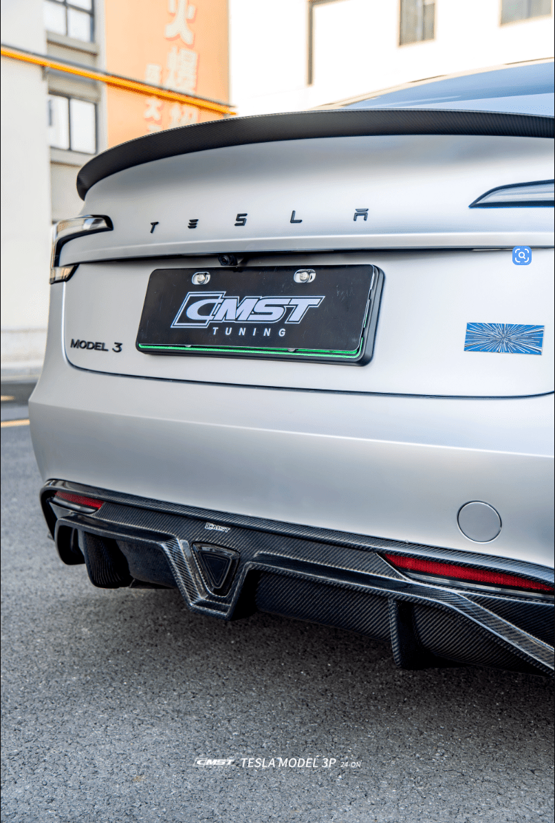 CMST - TESLA MODEL 3P PERFORMANCE HIGHLAND DRY CARBON FIBER BODYKIT