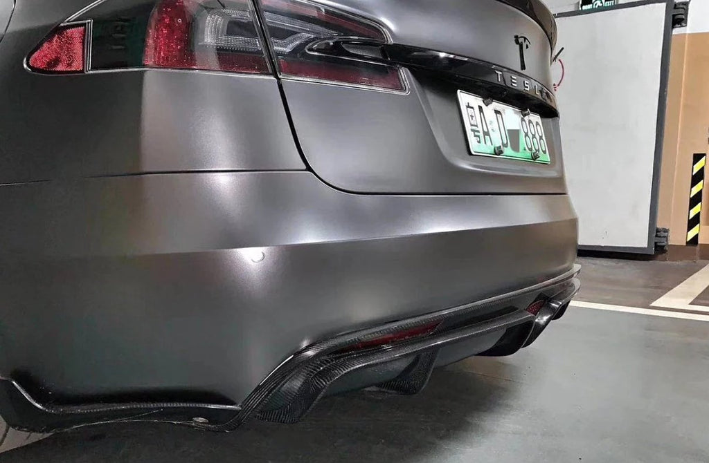CMST - TESLA MODEL S CARBON FIBRE REAR DIFFUSER WITH LED BRAKE LIGHT