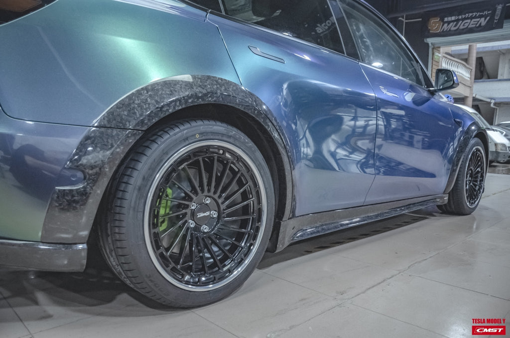 CMST - TESLA MODEL Y CARBON FIBRE SIDE SKIRTS V1