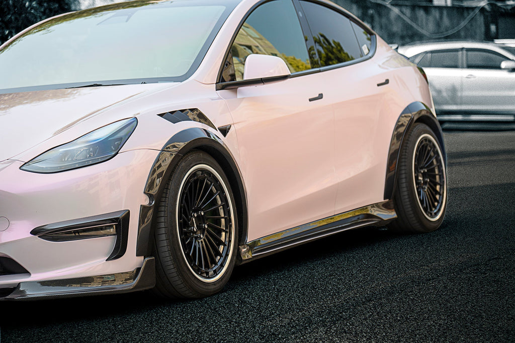 CMST - TESLA MODEL Y CARBON FIBRE SIDE SKIRTS V2