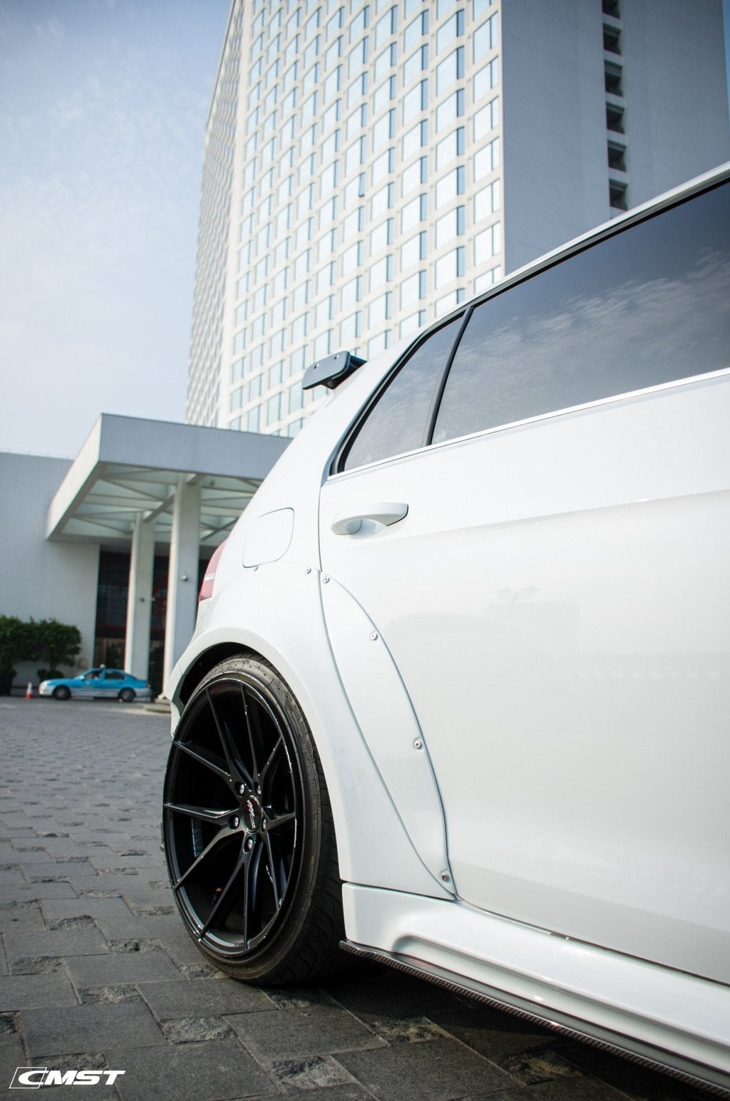 CMST -VOLKSWAGEN GOLF GTI & GOLF R MK7 MK7.5 WIDEBODY SIDE SKIRTS