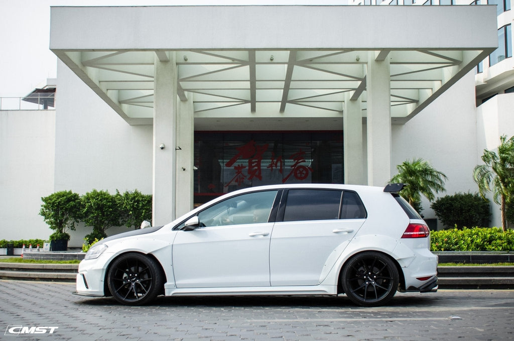 CMST -VOLKSWAGEN GOLF GTI & GOLF R MK7 MK7.5 WIDEBODY SIDE SKIRTS