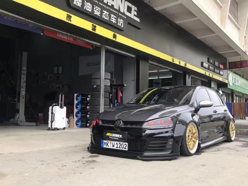 CMST - VOLKSWAGEN GOLF GTI / GOLF R MK7 MK7.5 WIDEBODY WHEEL ARCHES FRP