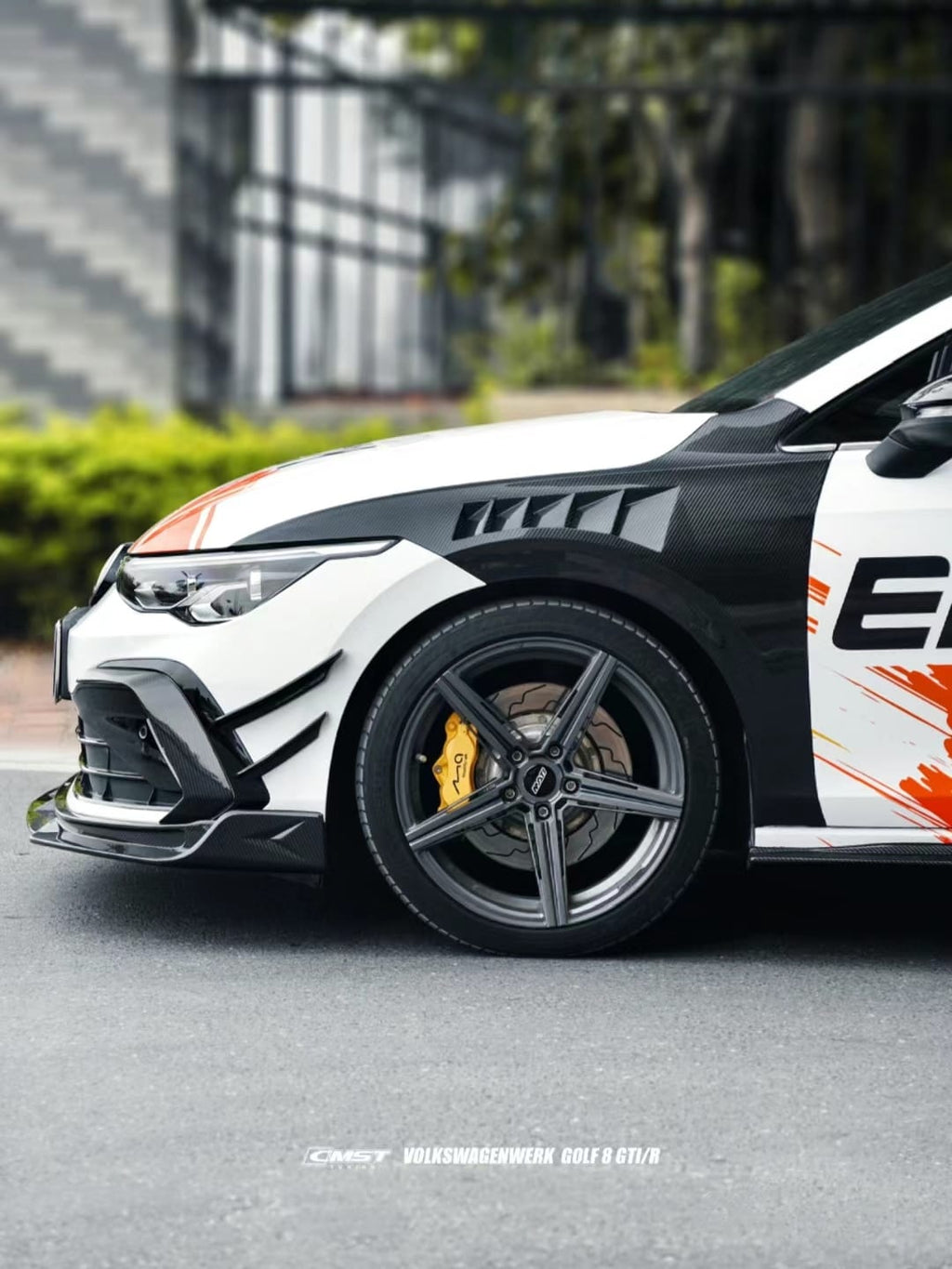 CMST- VOLKSWAGEN GOLF MK8 GTI / R LINE CARBON FIBRE SIDE FENDER WINGS