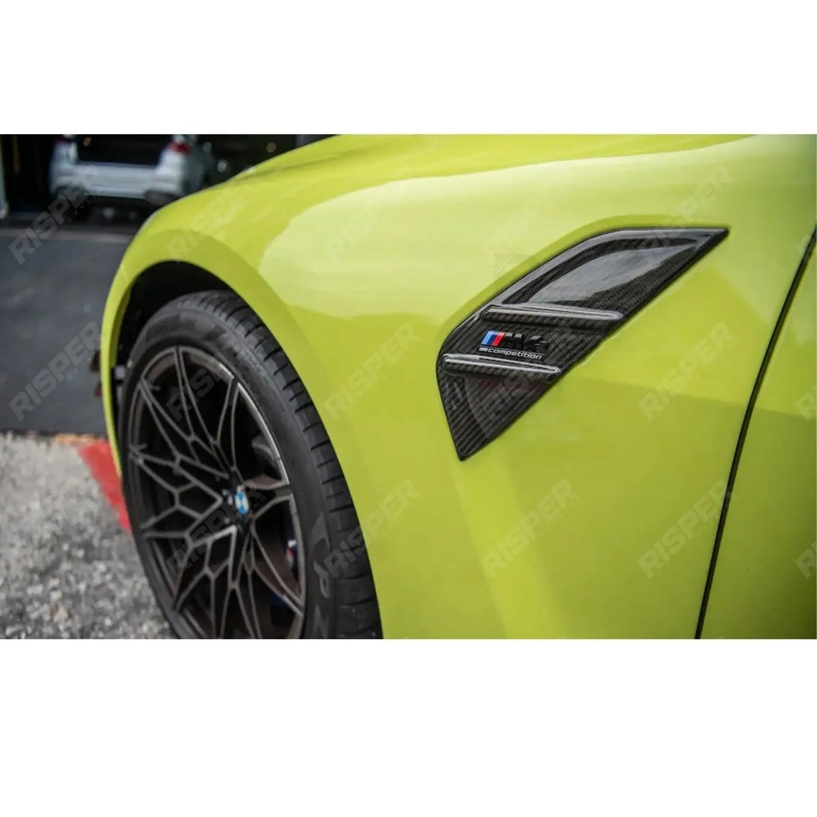Covers For BMW M3 M4 G80 G82 - Dry Carbon Fiber Side Fender Badge
