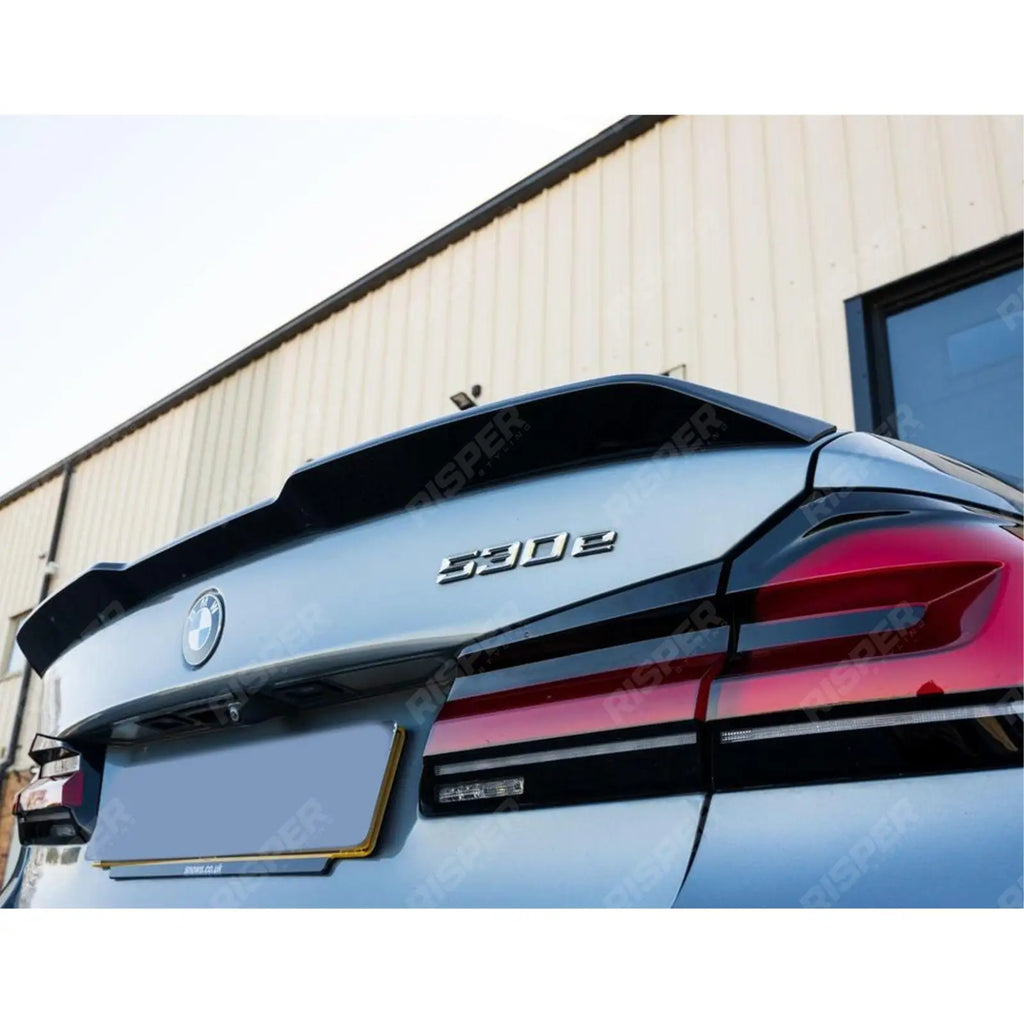 CS Style Rear Spoiler For BMW 5 Series M5 G30 F90 - Gloss Black