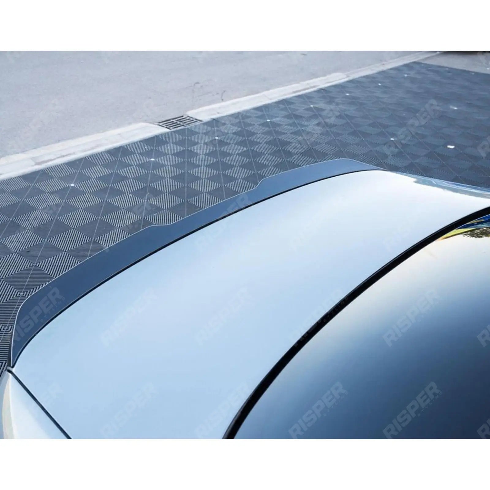 CS Style Rear Spoiler For BMW 5 Series M5 G30 F90 - Gloss Black