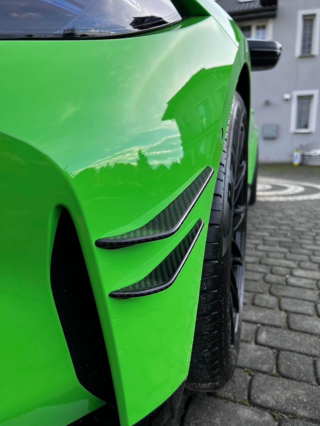 BMW M3/M4 (G80 G81 G82 G83) 2021+ CARBON FIBRE FRONT BUMPER CANARDS