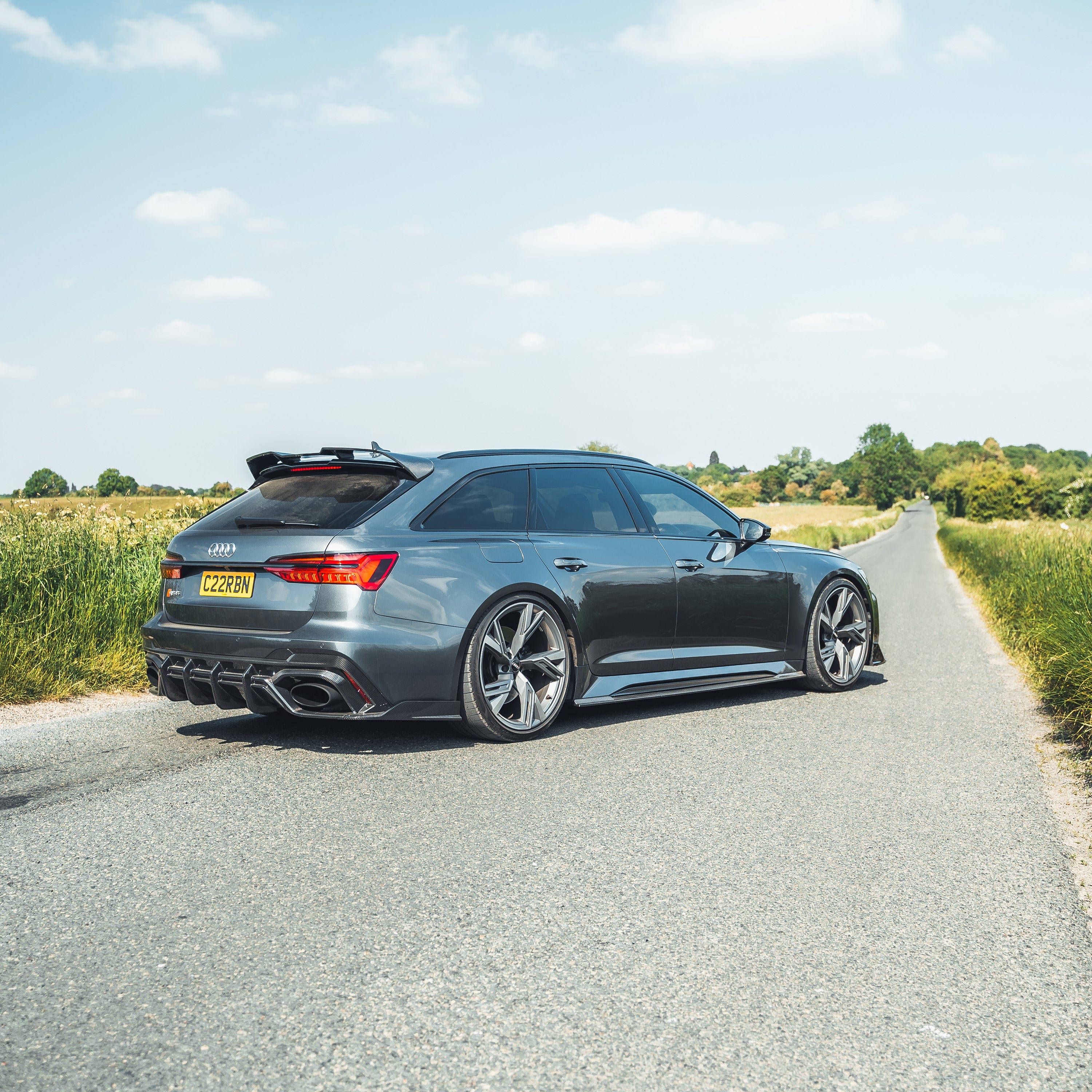 AUDI RS6/RS7 C8 AVANT CARBON FIBRE SIDE SKIRTS V1 - CT DESIGN