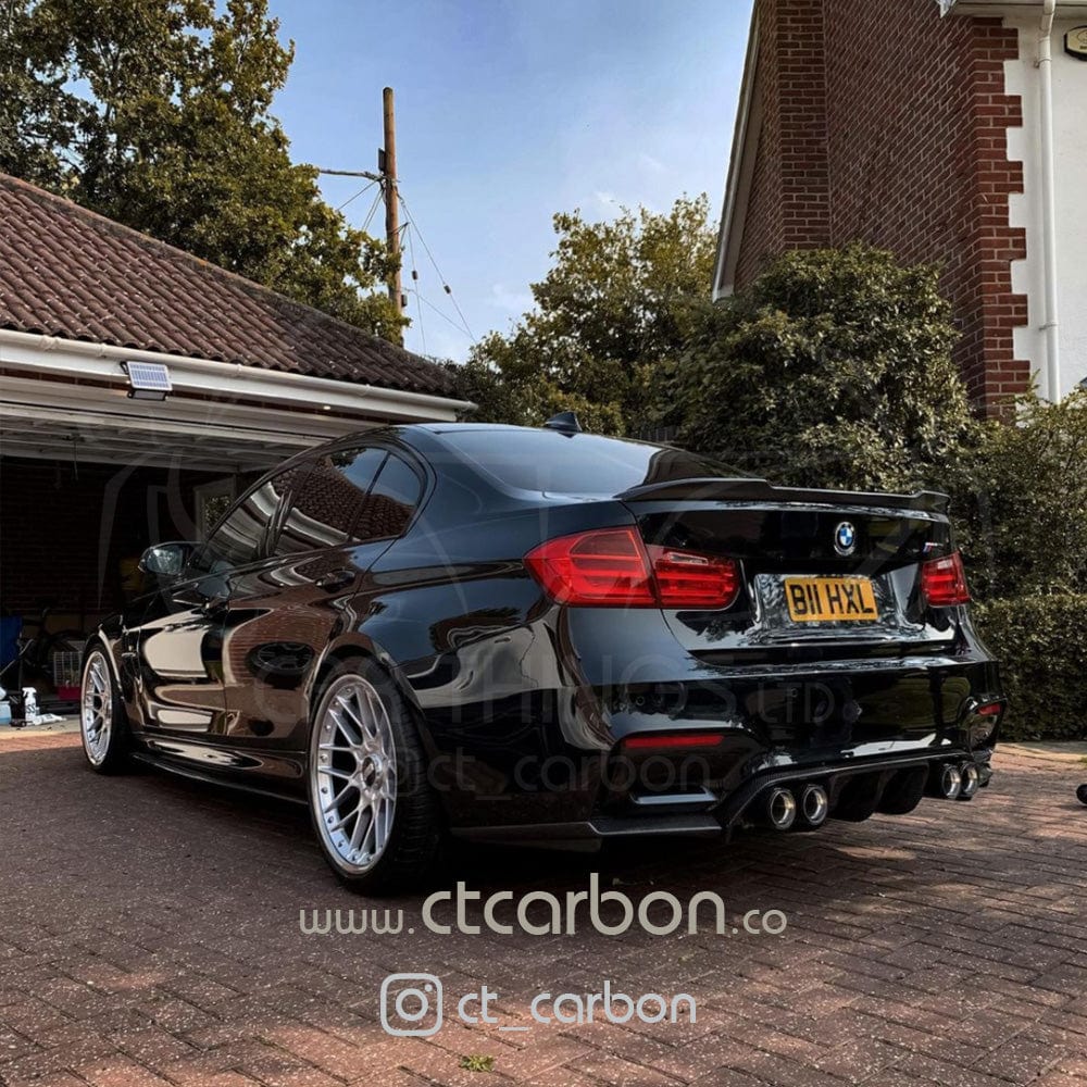 BMW M3 (F80) SALOON FULL CARBON FIBRE KIT - V STYLE