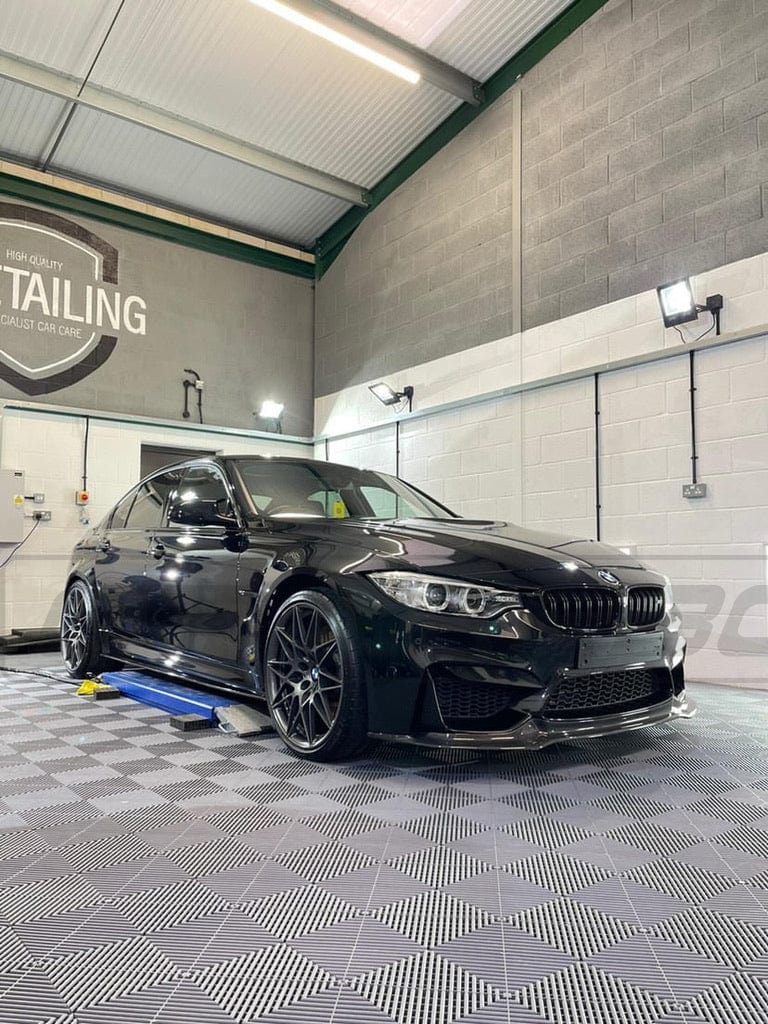 BMW M3 (F80) SALOON FULL CARBON FIBRE KIT - V STYLE
