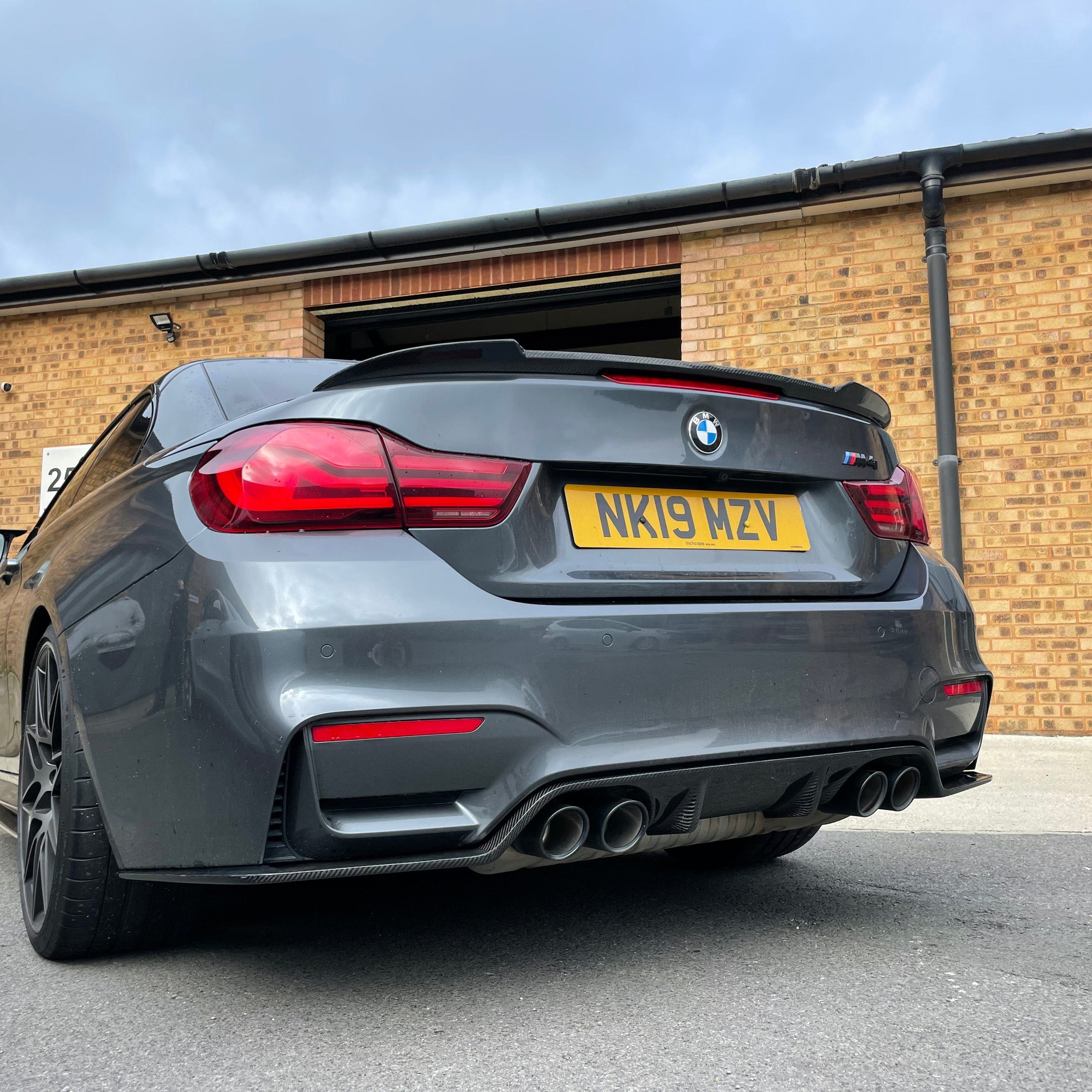 BMW M4 F83 & F33 4 SERIES CARBON FIBRE SPOILER - V2