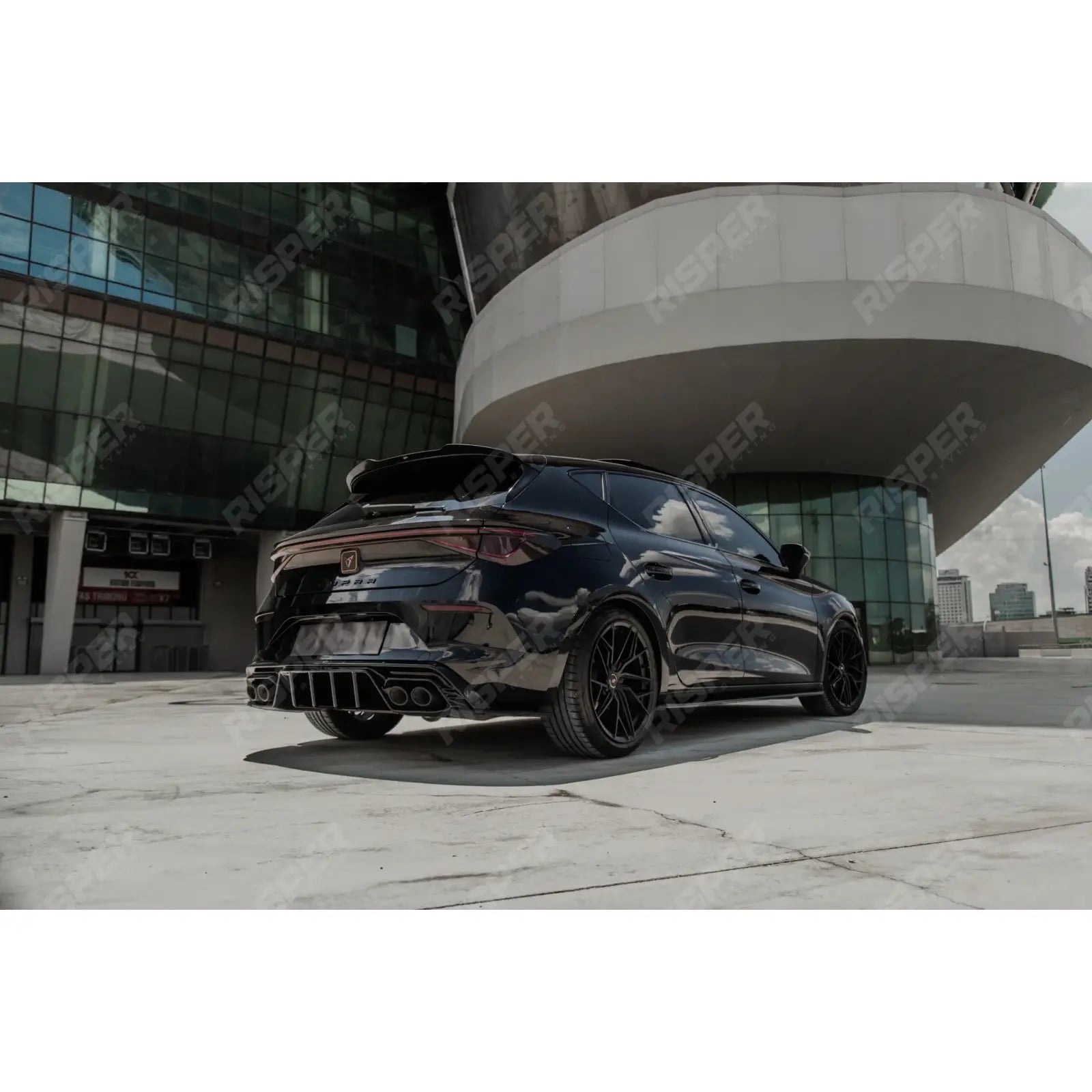 Cupra Leon 2020-2024 Rear Diffuser & Side Splitters In Gloss Black