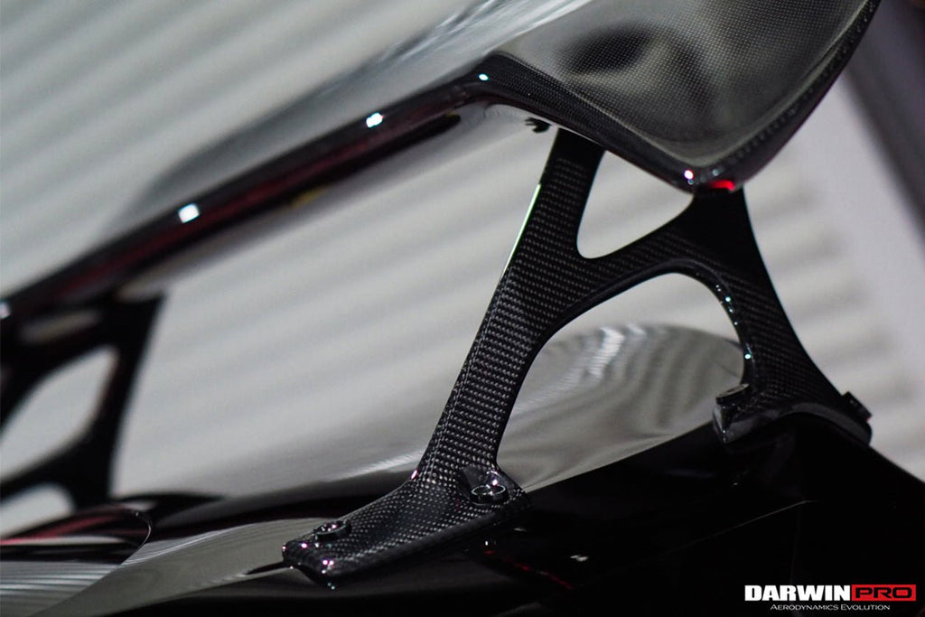 DARWINPRO - MERCEDES BENZ W205 C63 & S AMG COUPE 2015 -2021 CARBON FIBER IMP STYLE SPOILER