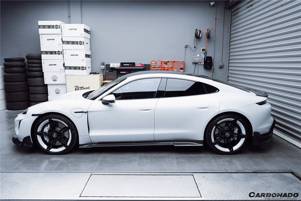 DARWINPRO - PORSCHE TAYCAN 4 / 4S / GTS / TURBO DRY CARBON FIBRE CABO STYLE FULL BODY KIT