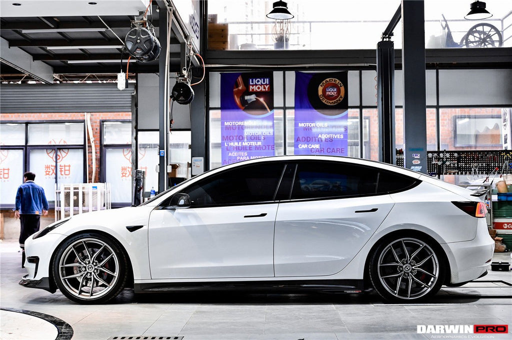 DARWINPRO - TESLA MODEL 3 IMP PERFORMANCE CARBON FIBER SIDE SKIRTS
