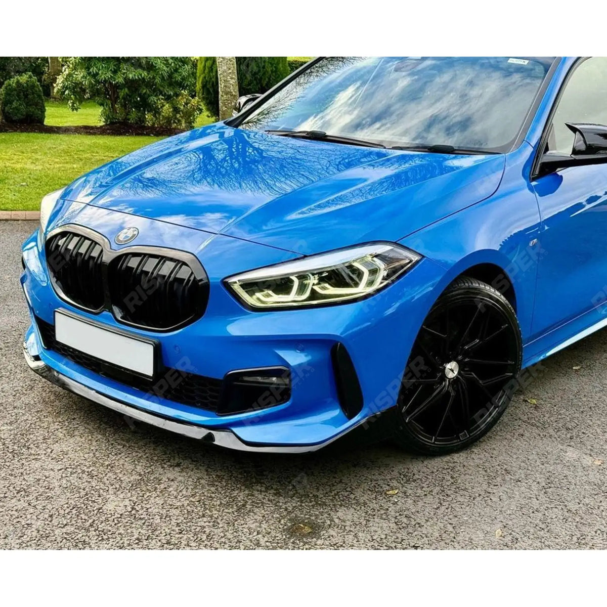 Double Slat Front Grill In Gloss Black For BMW 1 Series F40 2018-2024