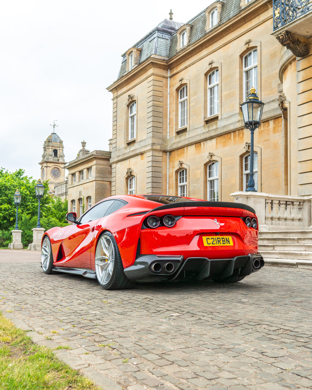 FERRARI 812 SUPERFAST CARBON FIBRE KIT V1 - CT DESIGN