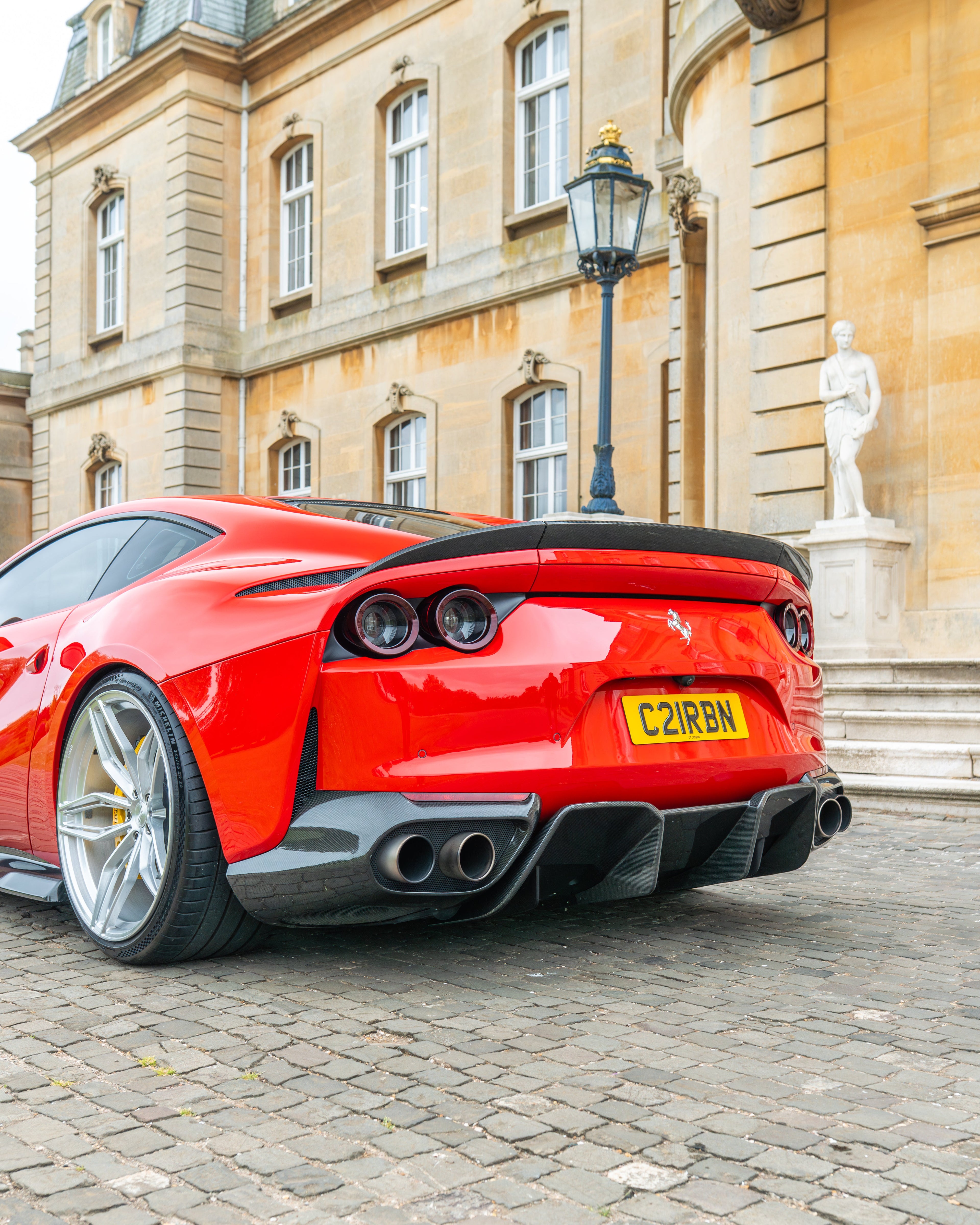 FERRARI 812 SUPERFAST CARBON FIBRE KIT V1 - CT DESIGN
