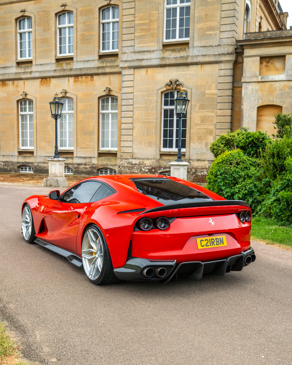 FERRARI 812 SUPERFAST & GTS CARBON FIBRE SIDE SKIRT EXTENSION - CT DESIGN