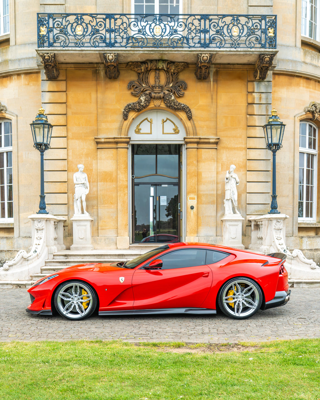 FERRARI 812 SUPERFAST CARBON FIBRE KIT V1 - CT DESIGN