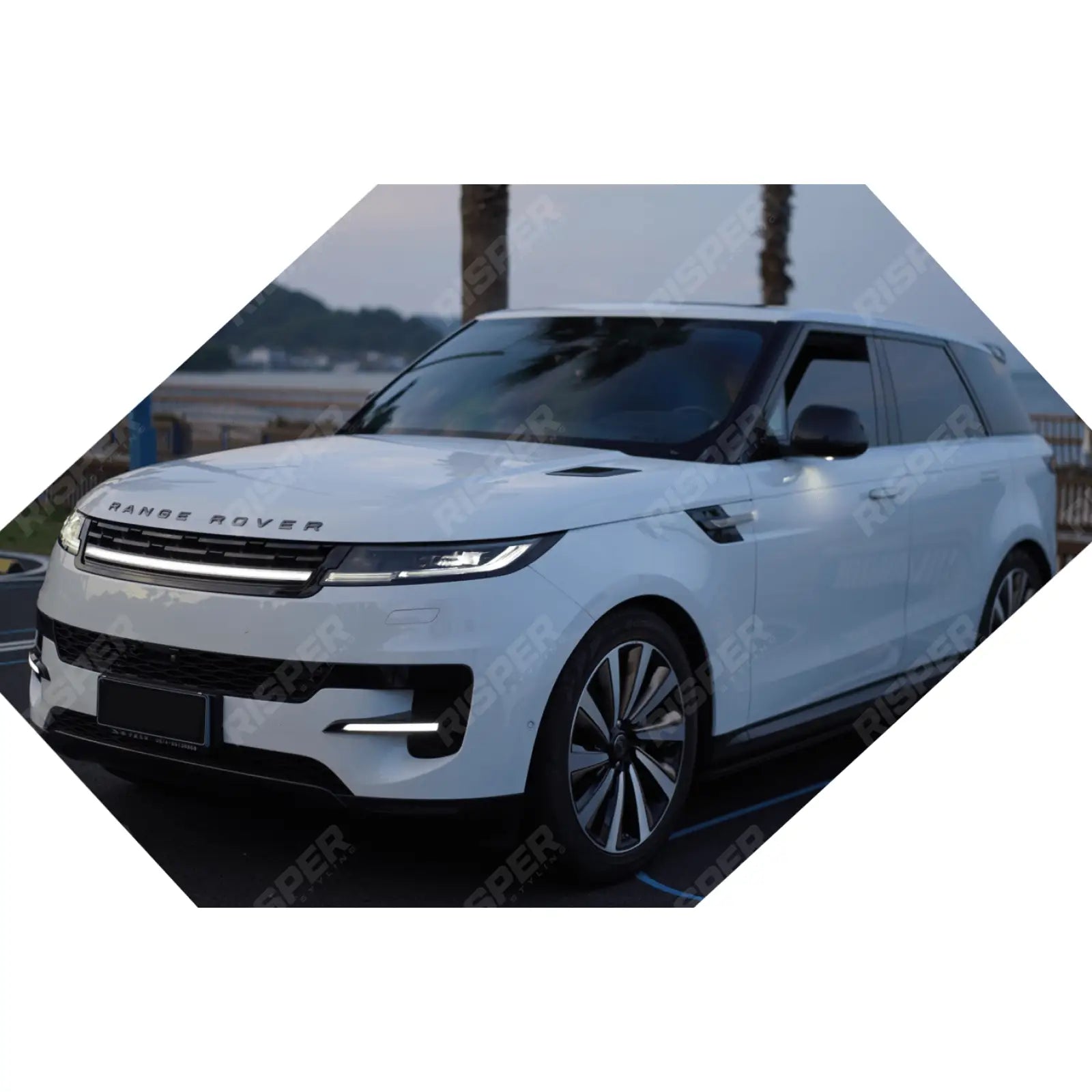 Front LED Replacement Grill in Gloss Black For Range Rover Sport L461 2023+