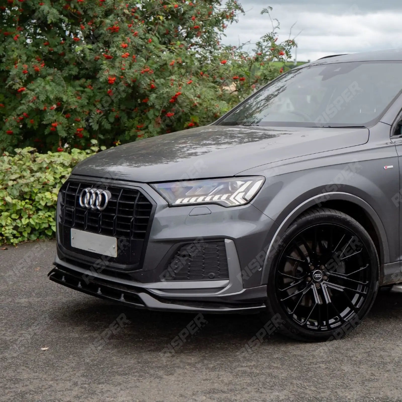 Front Splitter For Audi SQ7 MK2 Facelift 2019+ - Front Splitter / Audi Q7 S-Line MK2 Facelift 2019+